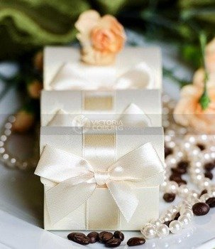 Pudełeczko KUFEREK - ecru